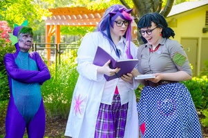 EFNW-cosplay photoshoot-friday-brawny buck-048