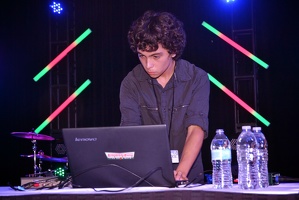 everfree northwest-ponystock-voodoopony-brawny buck-07062013-001