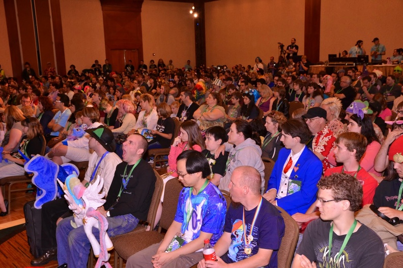 everfree_northwest-saturday-voice_actors-brawny_buck-07052014-001.JPG