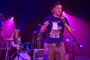 everfree northwest-saturday-ponystock-brawny buck-07052014-020