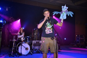 everfree northwest-saturday-ponystock-brawny buck-07052014-057