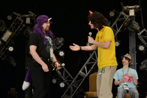 everfree northwest-sunday-whos line is it anypony-brawny buck-07062014-009