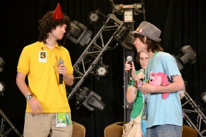 everfree northwest-sunday-whos line is it anypony-brawny buck-07062014-030