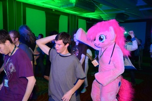 EFNW-ponystock-friday-brawny buck-200