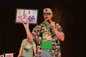 efnw-charityauction-brawny-05132017-104