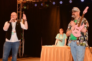 efnw-charityauction-brawny-05132017-152