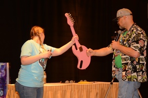 efnw-charityauction-brawny-05132017-159