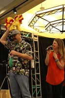 efnw-charityauction-schmarity-05132017-014