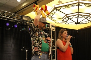 efnw-charityauction-schmarity-05132017-015