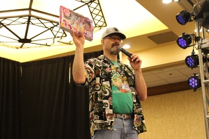 efnw-charityauction-schmarity-05132017-037