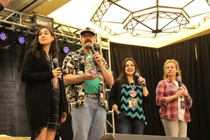 efnw-charityauction-schmarity-05132017-046