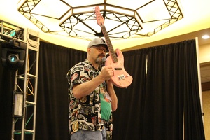 efnw-charityauction-schmarity-05132017-065