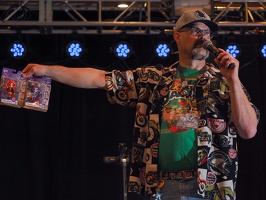 efnw-chartyauction-lhet-05132017-071