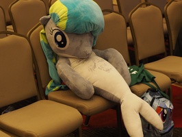 efnw-chartyauction-lhet-05132017-092