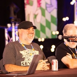 07 VIP My Little Pony Comics Panel